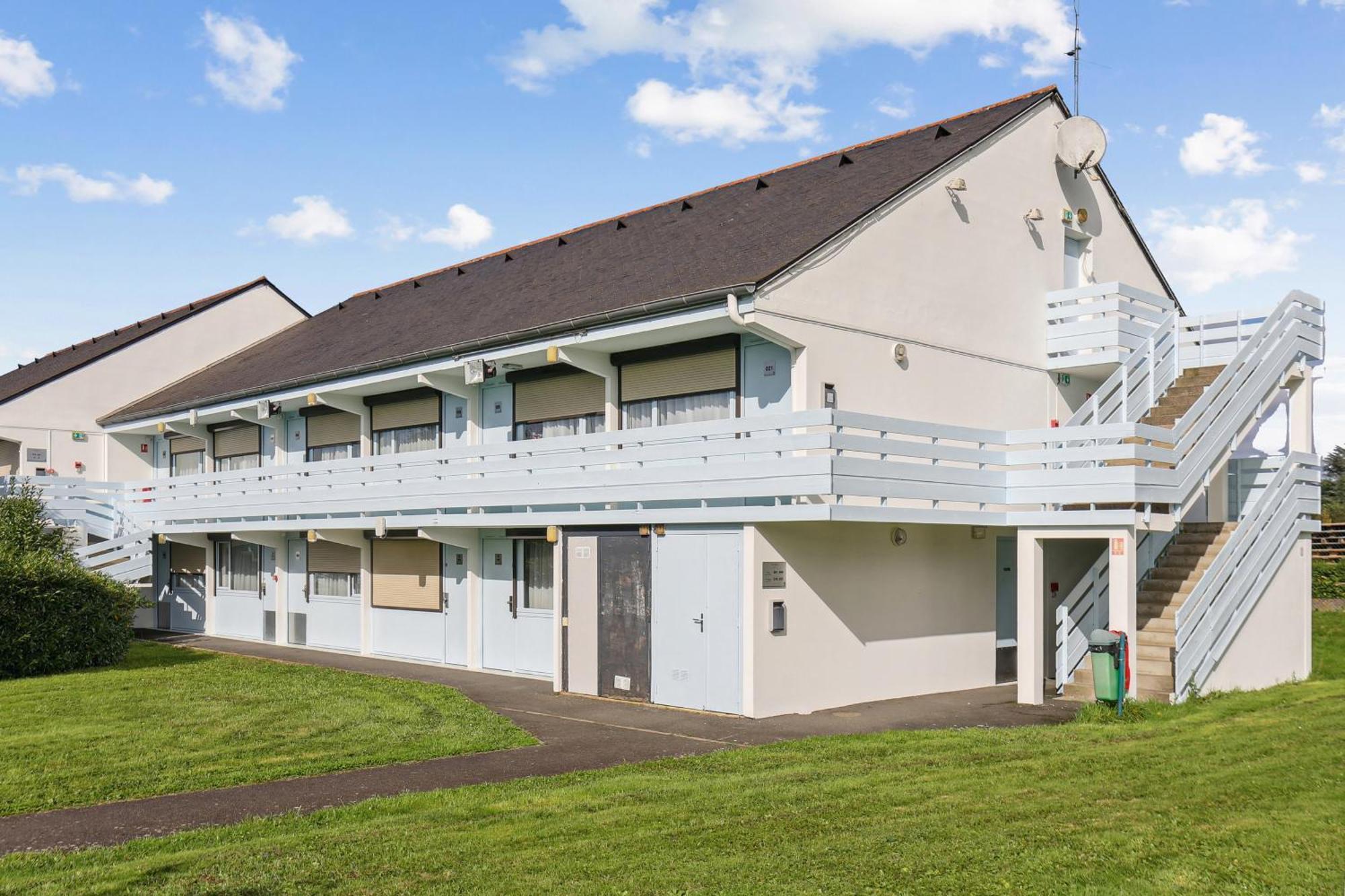 The Originals City, Hôtel du Lac, La Ferté-Bernard Exterior foto